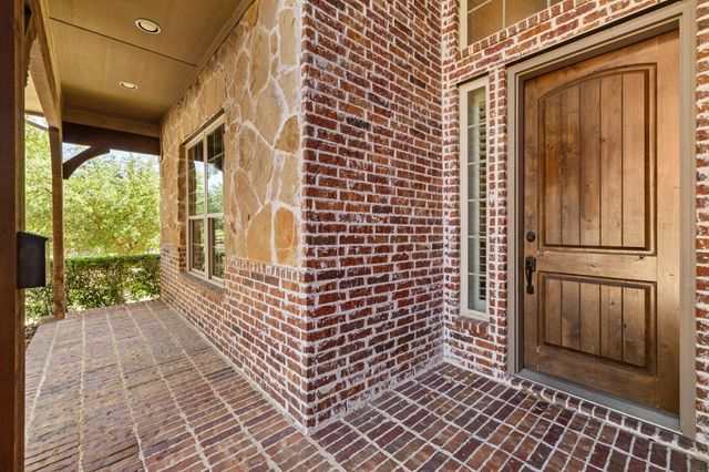4604 Golden Mew Drive, Carrollton, TX 75010