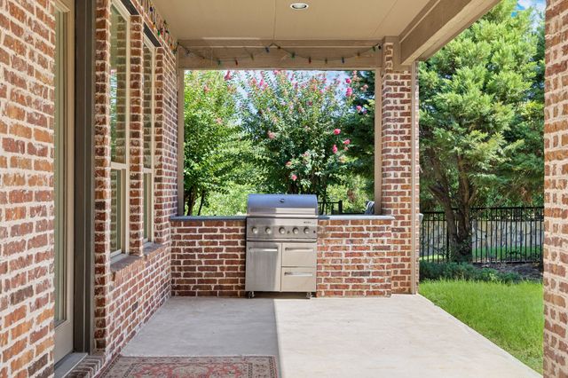 4604 Golden Mew Drive, Carrollton, TX 75010