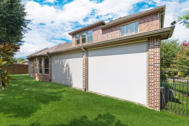 4604 Golden Mew Drive, Carrollton, TX 75010