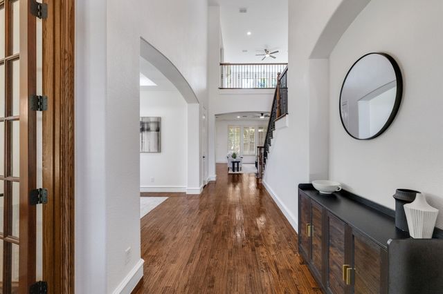 4604 Golden Mew Drive, Carrollton, TX 75010