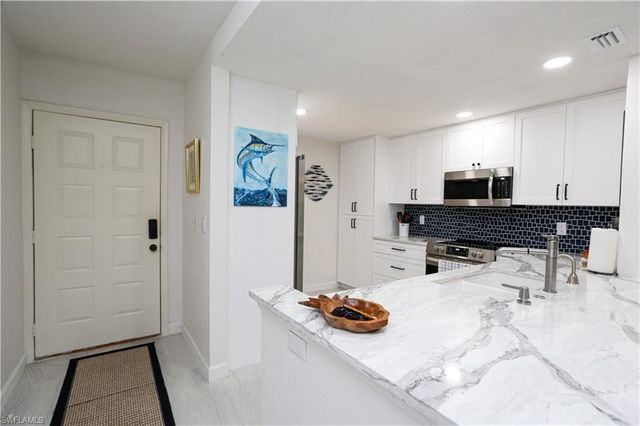 1765 Courtyard WAY C-104, Naples, FL 34112