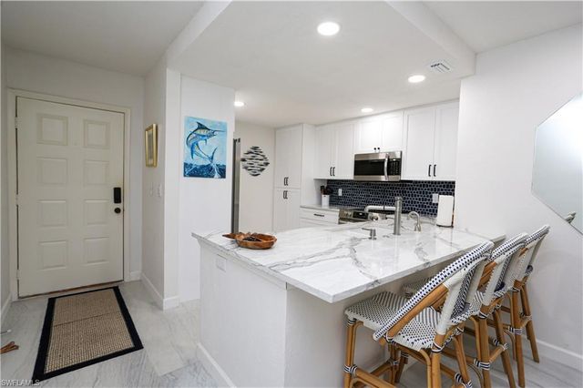1765 Courtyard WAY C-104, Naples, FL 34112