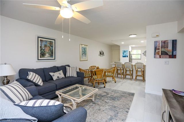 1765 Courtyard WAY C-104, Naples, FL 34112