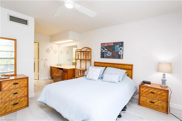 1765 Courtyard WAY C-104, Naples, FL 34112