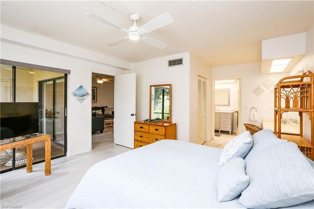1765 Courtyard WAY C-104, Naples, FL 34112