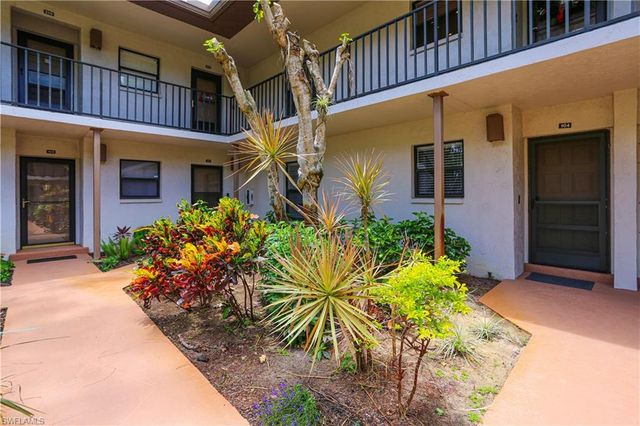 1765 Courtyard WAY C-104, Naples, FL 34112