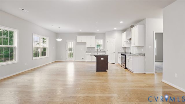11125 Somerset Hill Dr, Glen Allen, VA 23005
