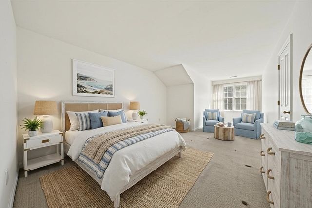 10 Spyglass Landing Dr 10, Marshfield, MA 02050