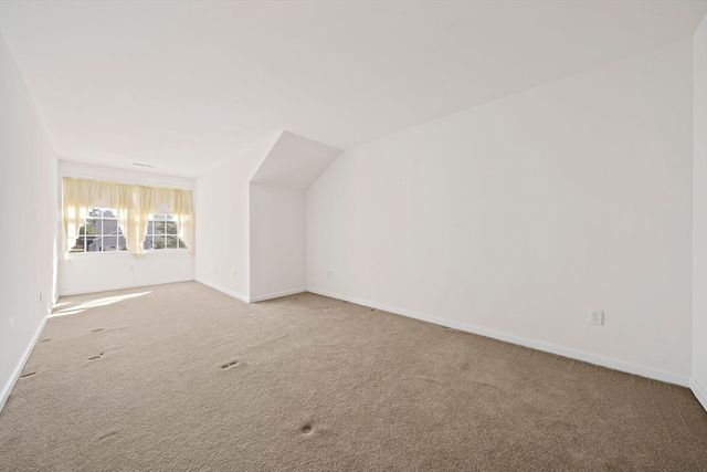 10 Spyglass Landing Dr 10, Marshfield, MA 02050