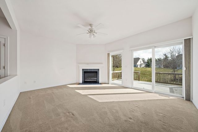10 Spyglass Landing Dr 10, Marshfield, MA 02050