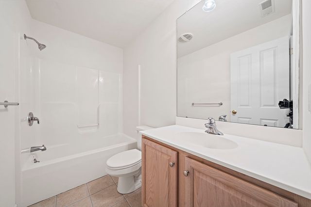 10 Spyglass Landing Dr 10, Marshfield, MA 02050