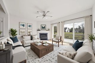 10 Spyglass Landing Dr 10, Marshfield, MA 02050