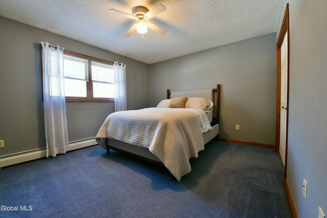 86 3rd Avenue, Hadley, NY 12835