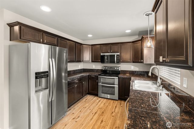 9423 200th Street E, Graham, WA 98338
