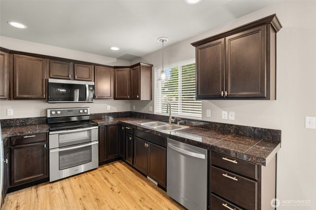 9423 200th Street E, Graham, WA 98338