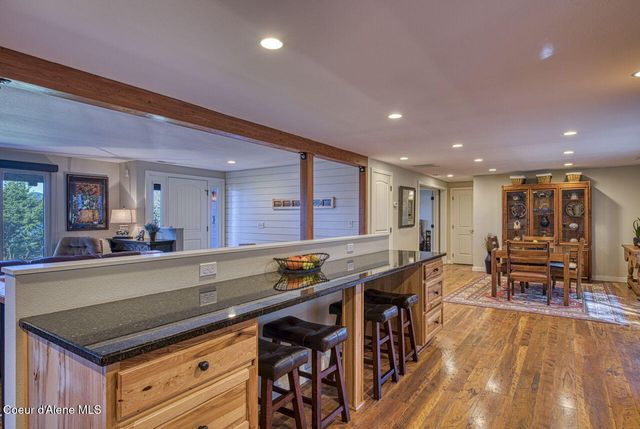2310 Bottle Bay Rd, Sagle, ID 83860