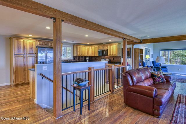 2310 Bottle Bay Rd, Sagle, ID 83860