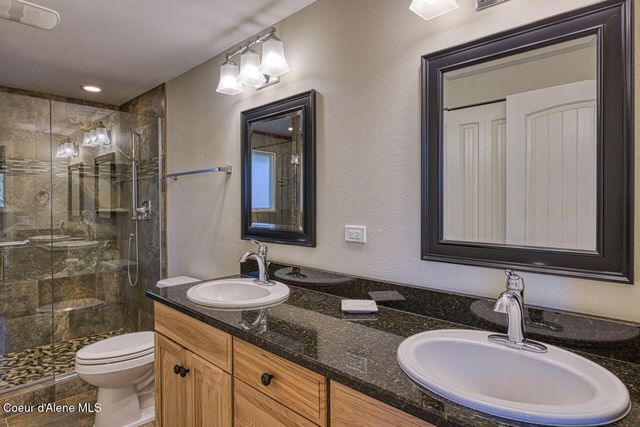 2310 Bottle Bay Rd, Sagle, ID 83860