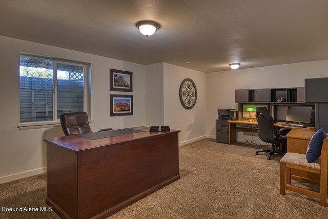 2310 Bottle Bay Rd, Sagle, ID 83860