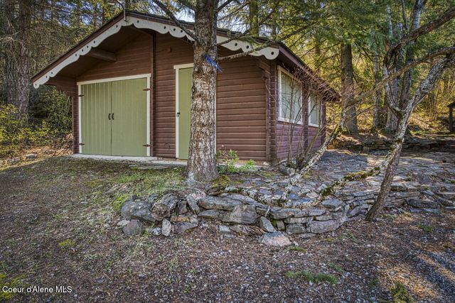2310 Bottle Bay Rd, Sagle, ID 83860