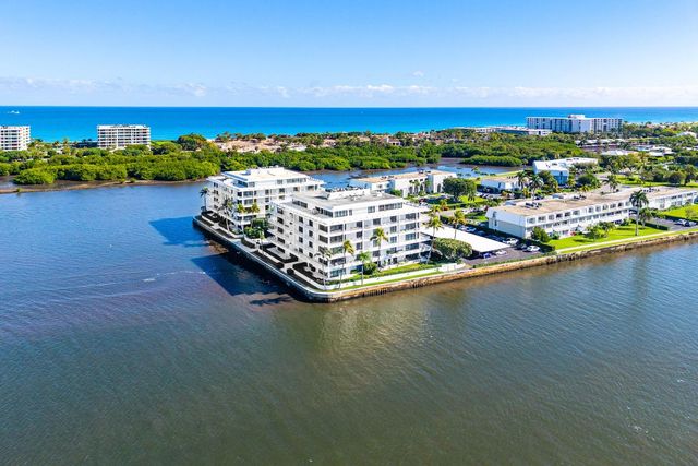 2150 Ibis Isle Road 15, Palm Beach, FL 33480