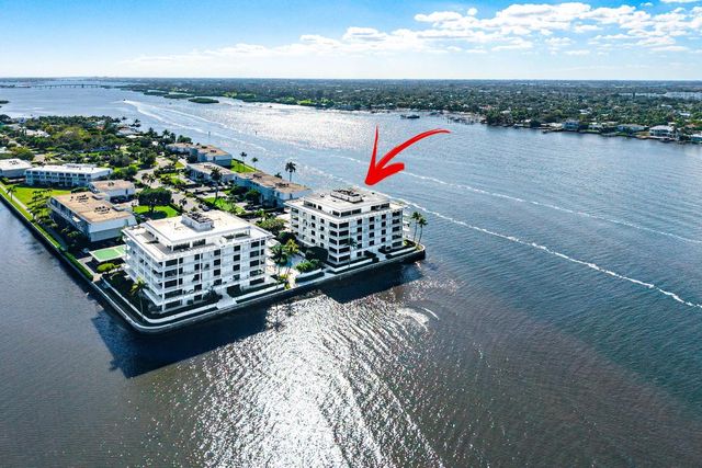 2150 Ibis Isle Road 15, Palm Beach, FL 33480