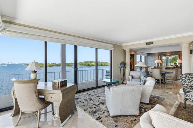 2150 Ibis Isle Road 15, Palm Beach, FL 33480