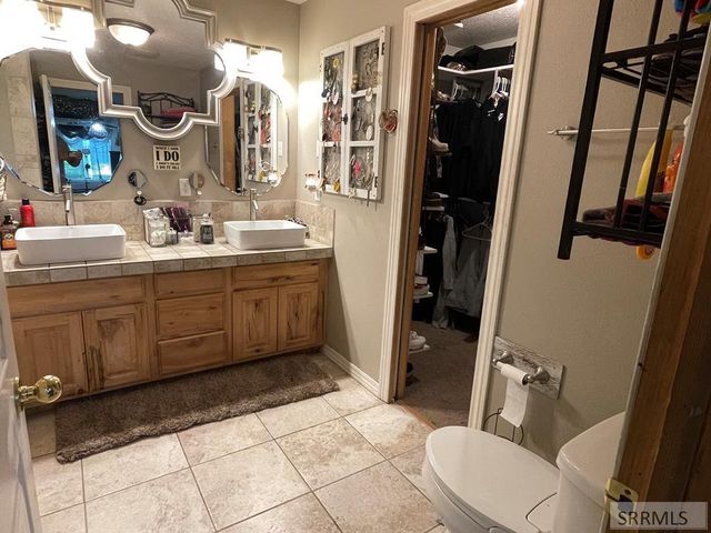 22 E Rich Lane, Blackfoot, ID 83221