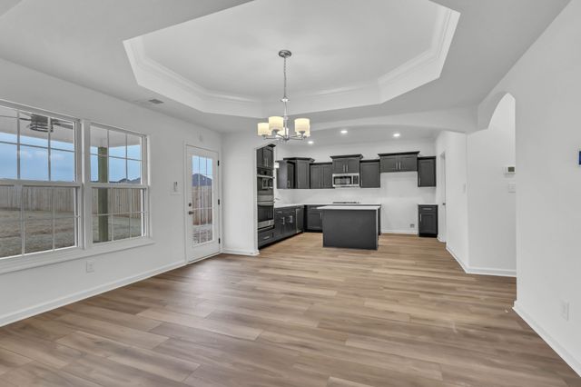 113 Sweet Clover Ct, Clarksville, TN 37040