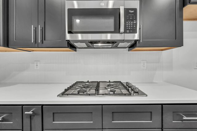 113 Sweet Clover Ct, Clarksville, TN 37040