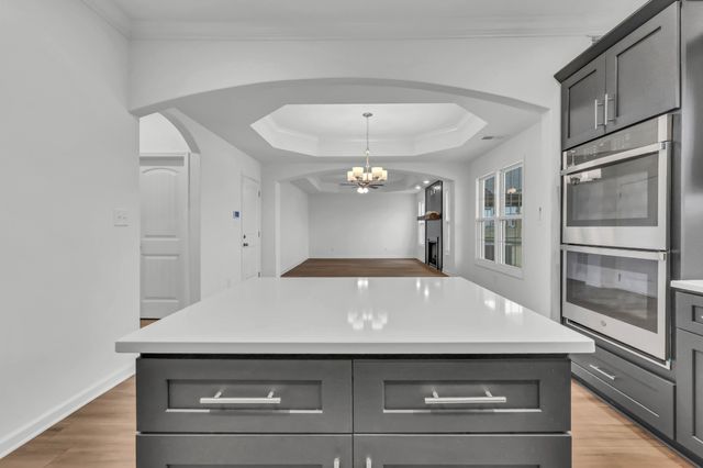 113 Sweet Clover Ct, Clarksville, TN 37040