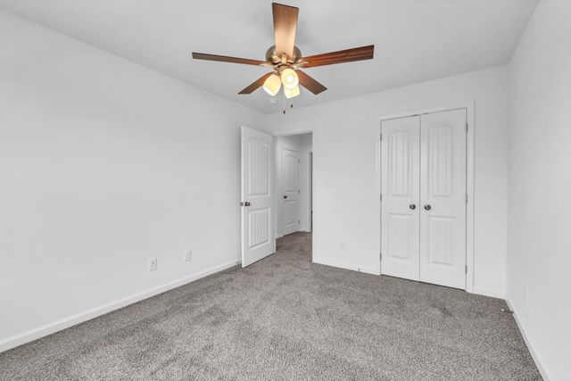 113 Sweet Clover Ct, Clarksville, TN 37040