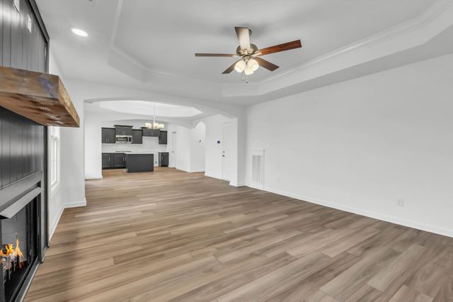 113 Sweet Clover Ct, Clarksville, TN 37040