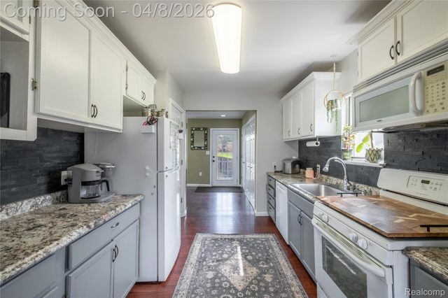 3253 S Vassar Road, Davison Township, MI 48423