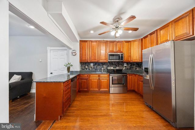 2040 NORTHEAST AVE, Baltimore, MD 21227