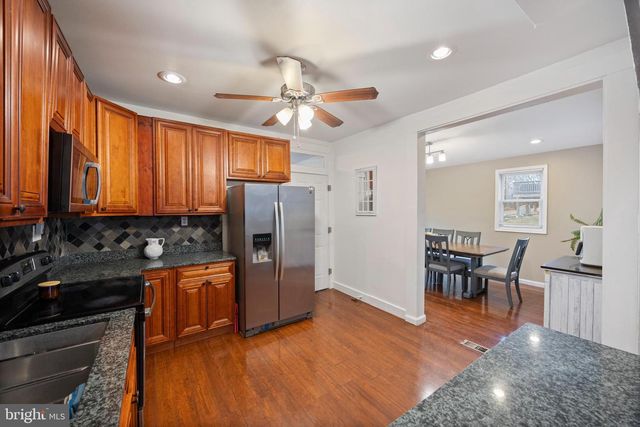 2040 NORTHEAST AVE, Baltimore, MD 21227