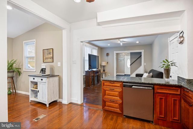 2040 NORTHEAST AVE, Baltimore, MD 21227