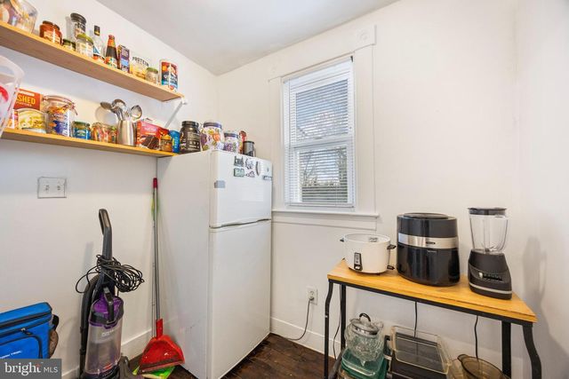 2040 NORTHEAST AVE, Baltimore, MD 21227