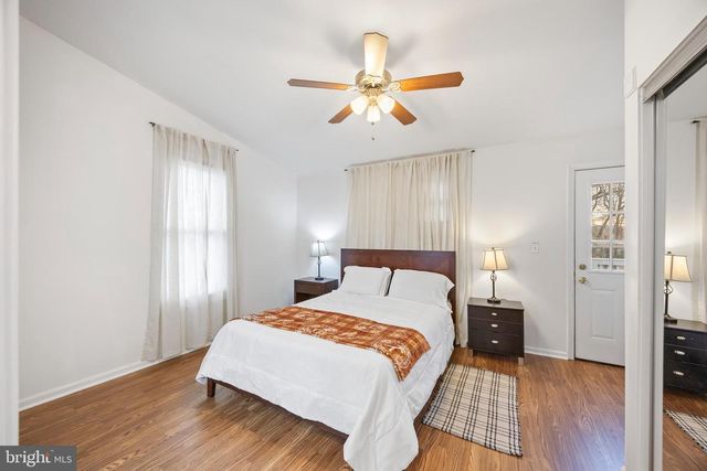 2040 NORTHEAST AVE, Baltimore, MD 21227