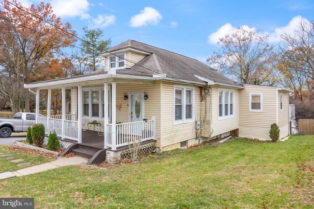 2040 NORTHEAST AVE, Baltimore, MD 21227