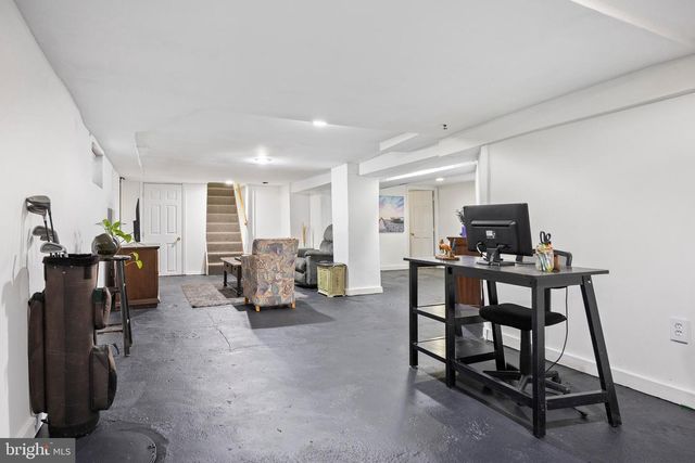 2040 NORTHEAST AVE, Baltimore, MD 21227