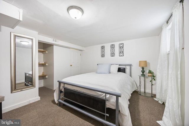 2040 NORTHEAST AVE, Baltimore, MD 21227