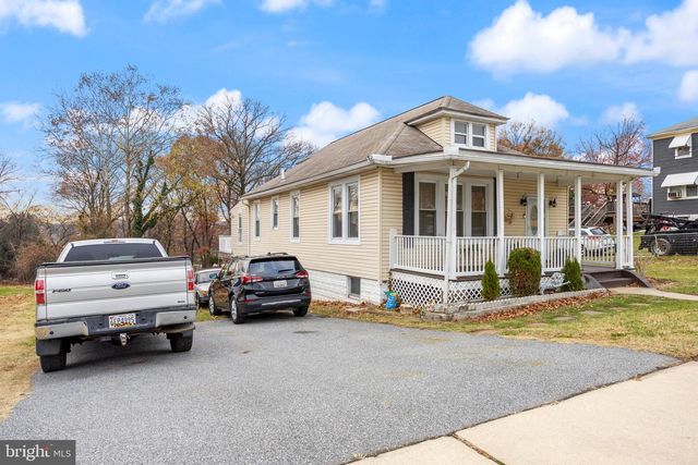 2040 NORTHEAST AVE, Baltimore, MD 21227