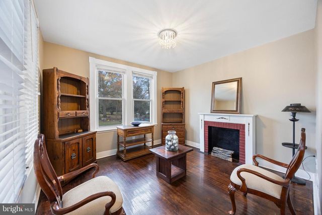 2040 NORTHEAST AVE, Baltimore, MD 21227