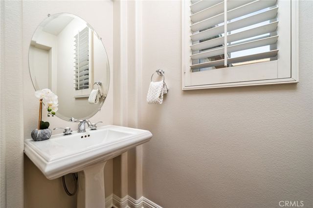 123 S Oakhart Drive, Glendora, CA 91741
