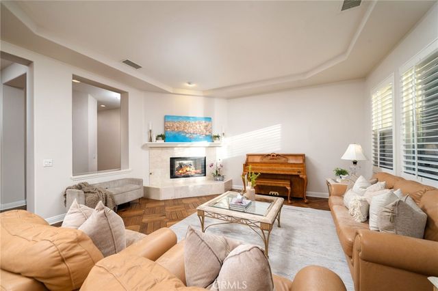 123 S Oakhart Drive, Glendora, CA 91741