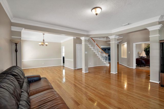 4015 Park Circle Way, Houston, TX 77059
