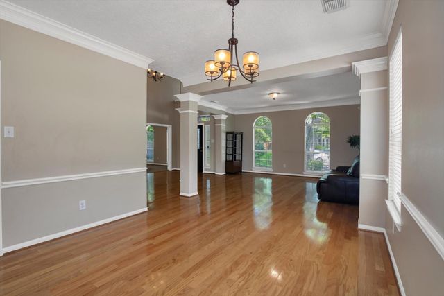 4015 Park Circle Way, Houston, TX 77059