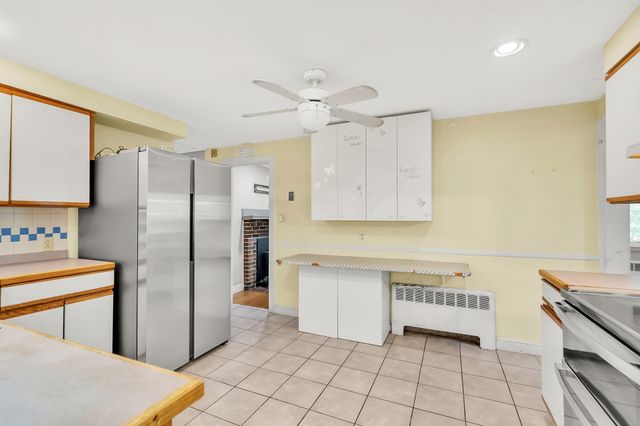 12 Watertown St, Lexington, MA 02421