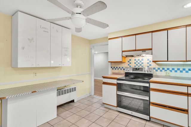 12 Watertown St, Lexington, MA 02421